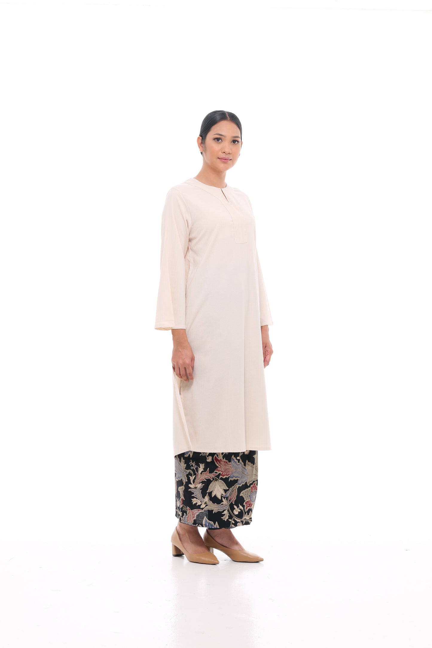 Junita Tunic in Champagne