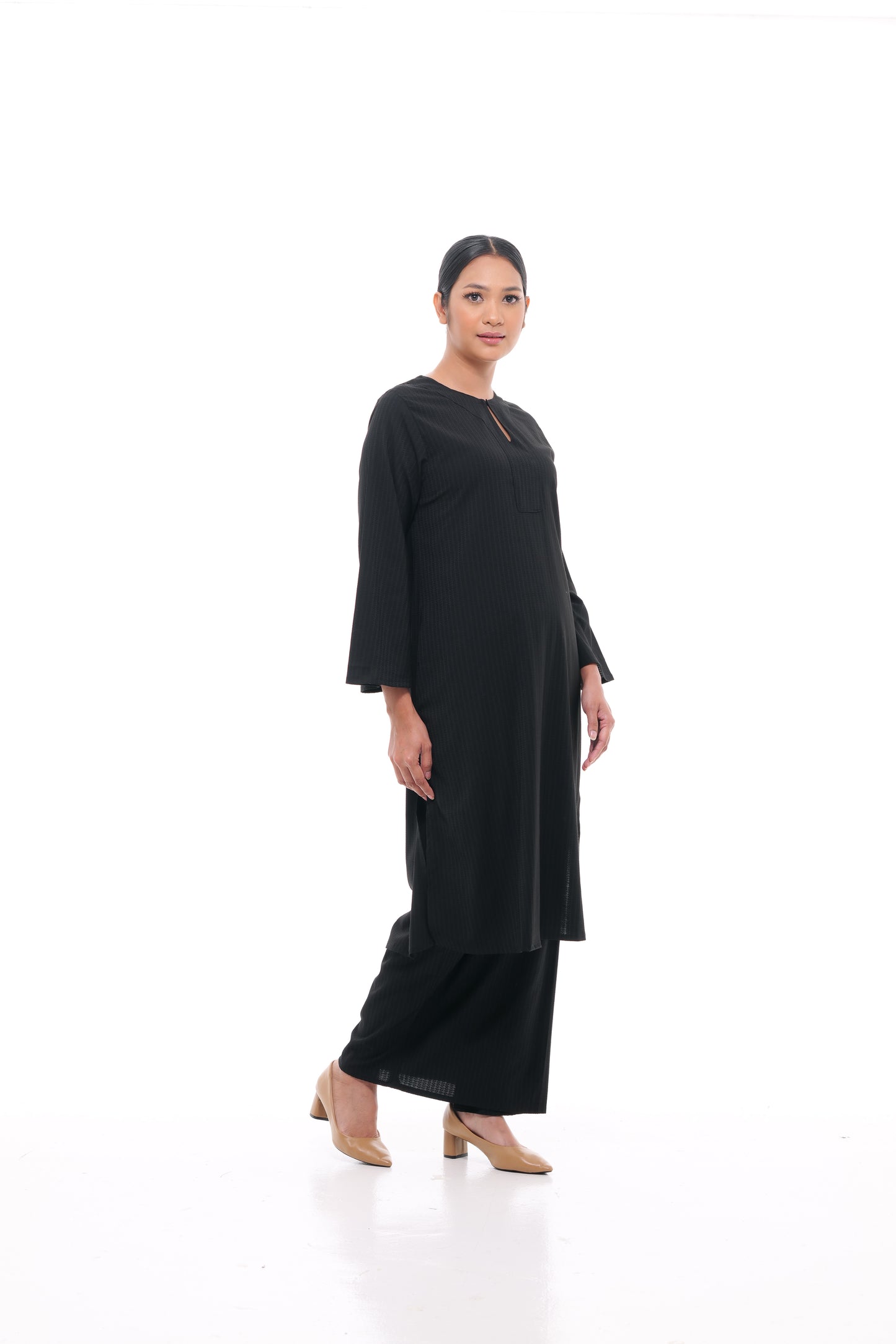 Junita Tunic in Black