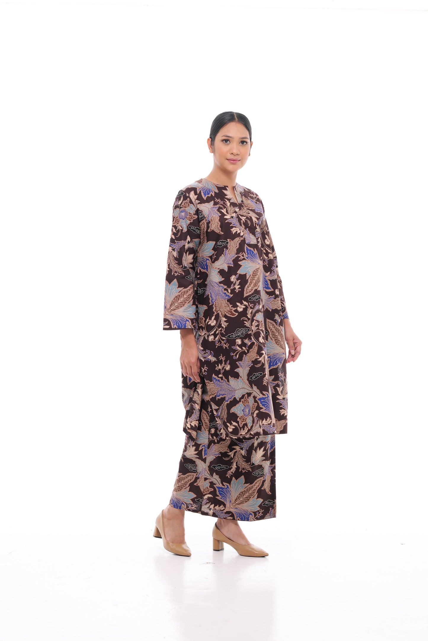 Jalilah Tunic in Brown
