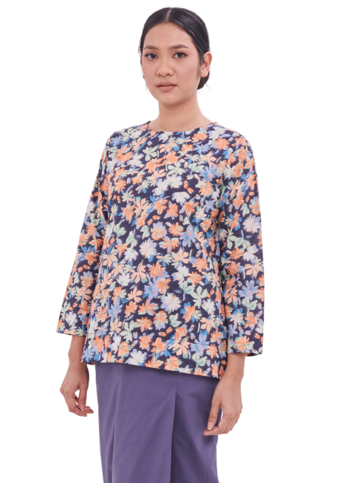 Jasmin Top in Dark Blue