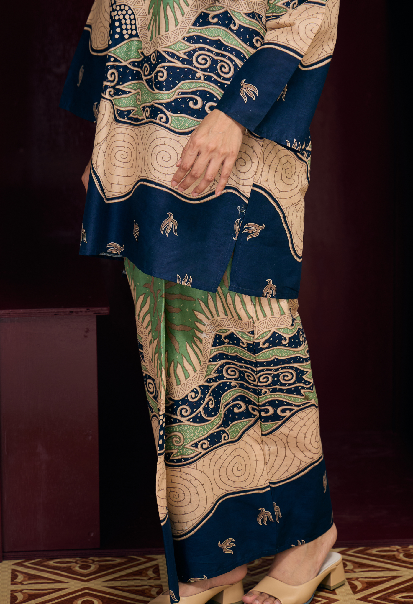 Della in Blue