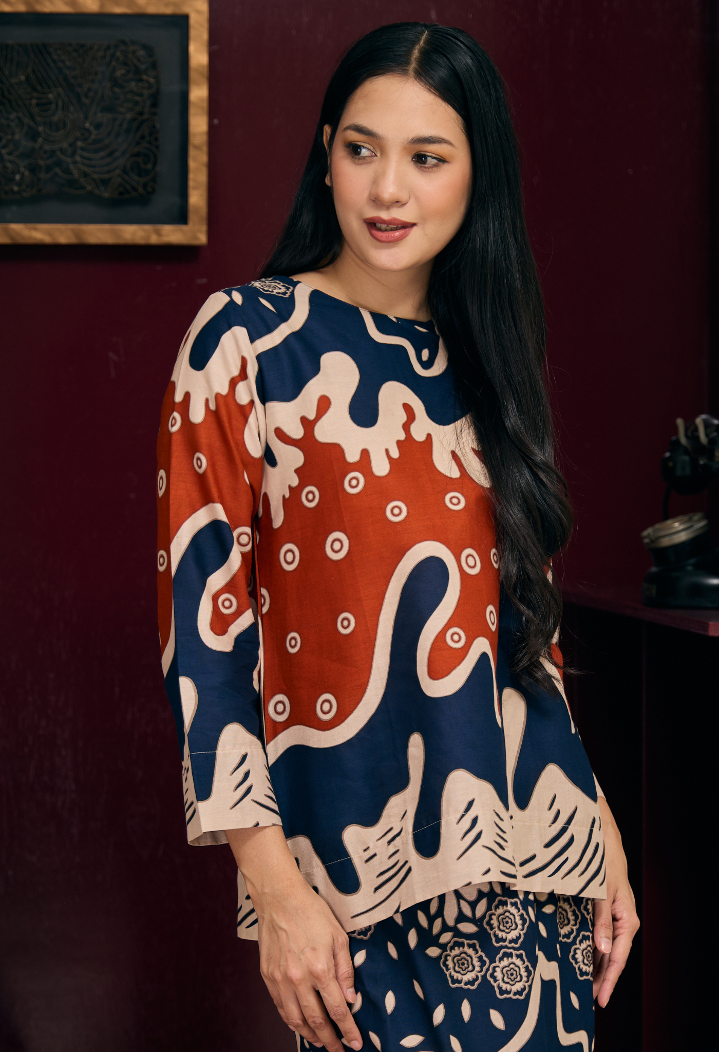 Darcy In Orange Blue