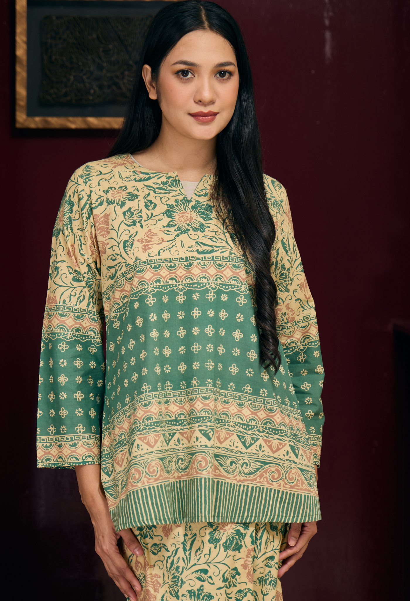 Divina in Green