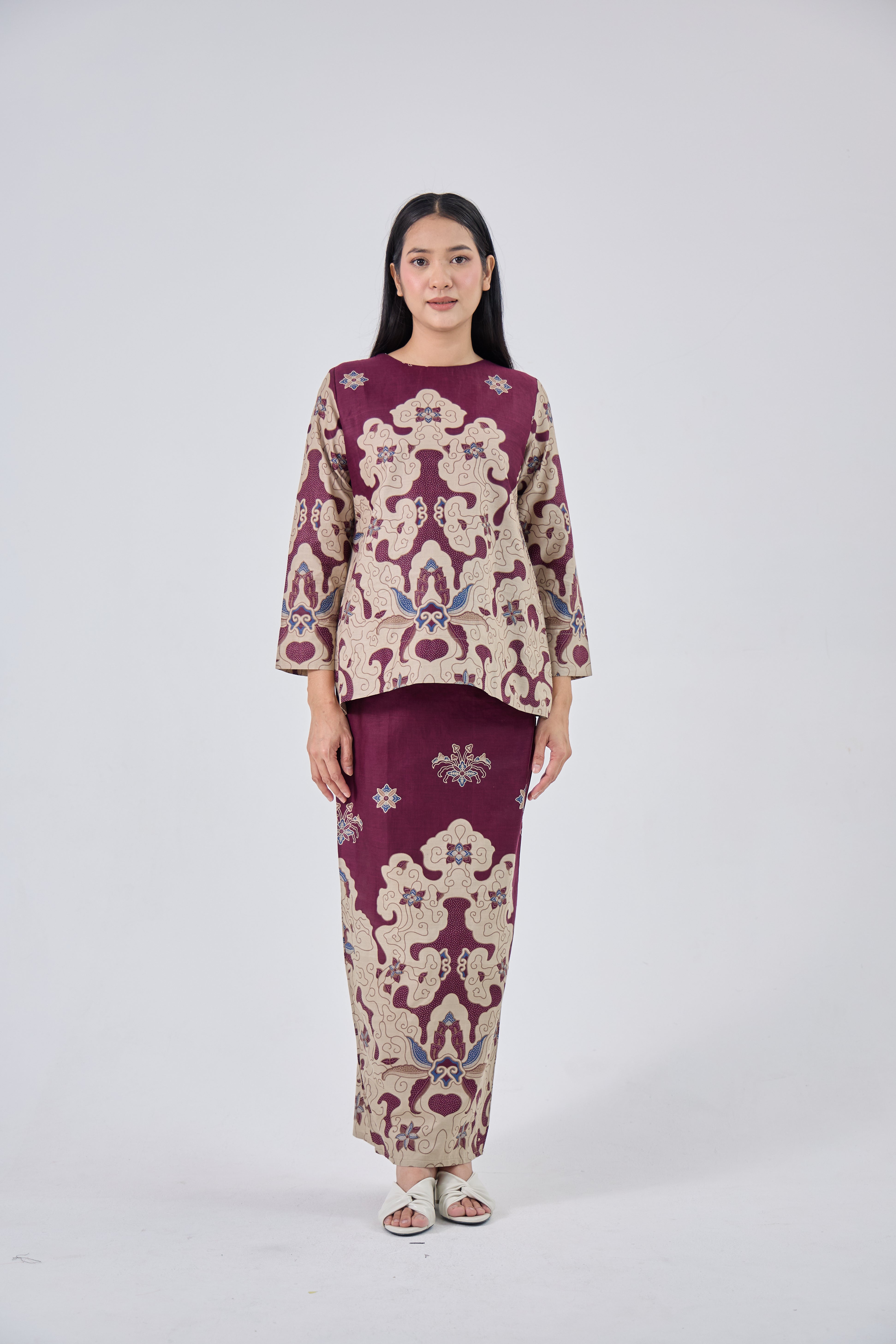 Muna in Purple