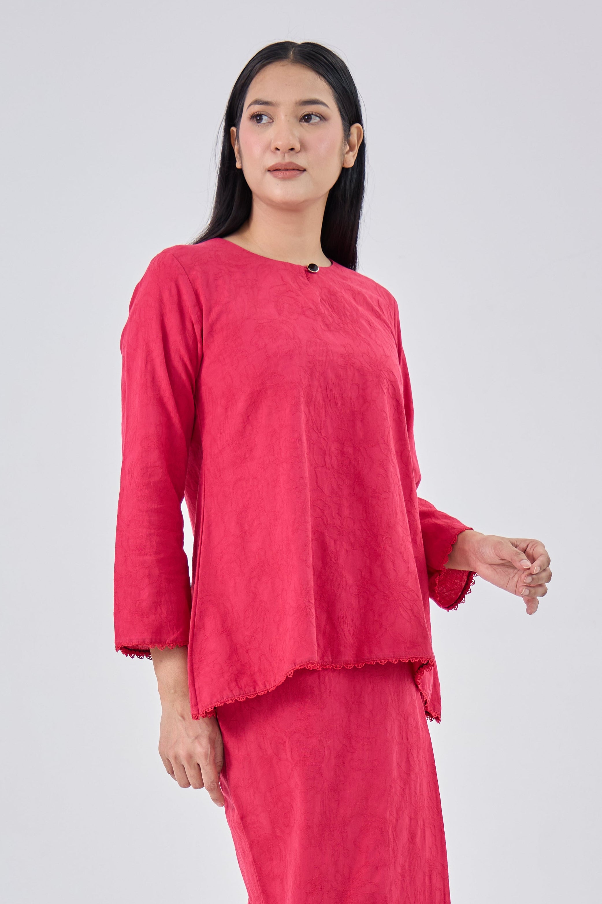 Laili in Red