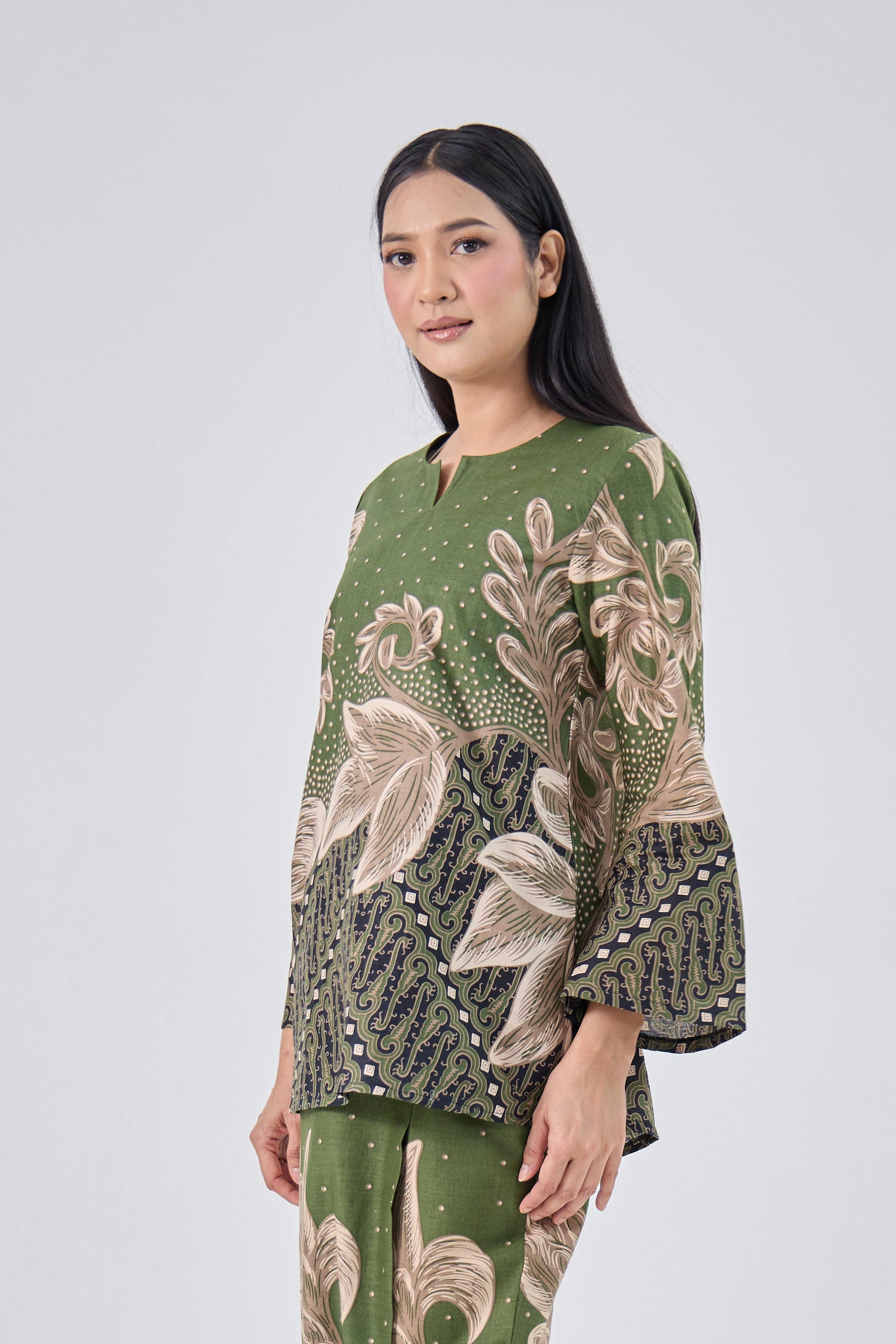 Masayu in Green