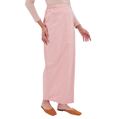 Nabilah Sarung