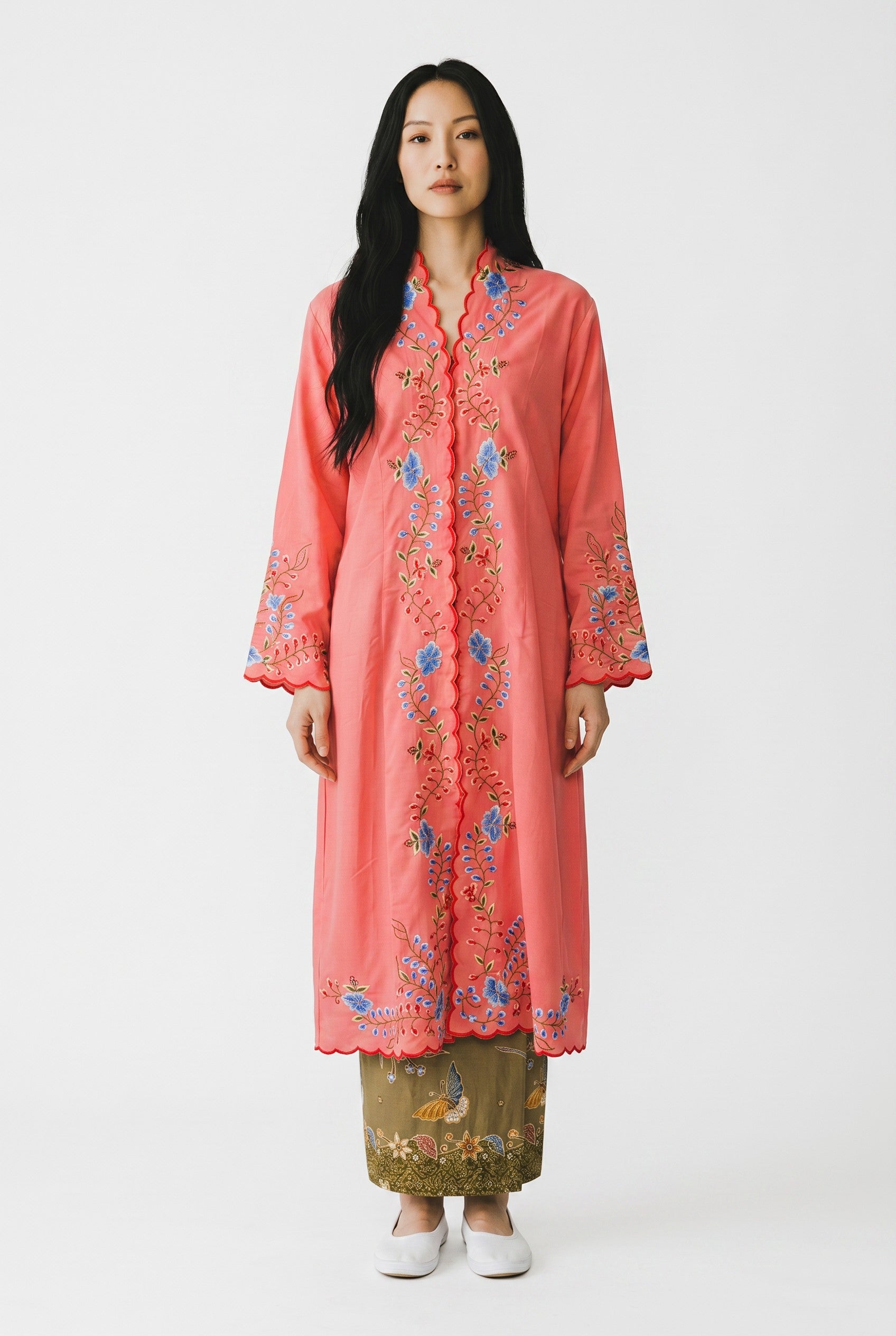 Kebaya Sulam Labuh in Coral
