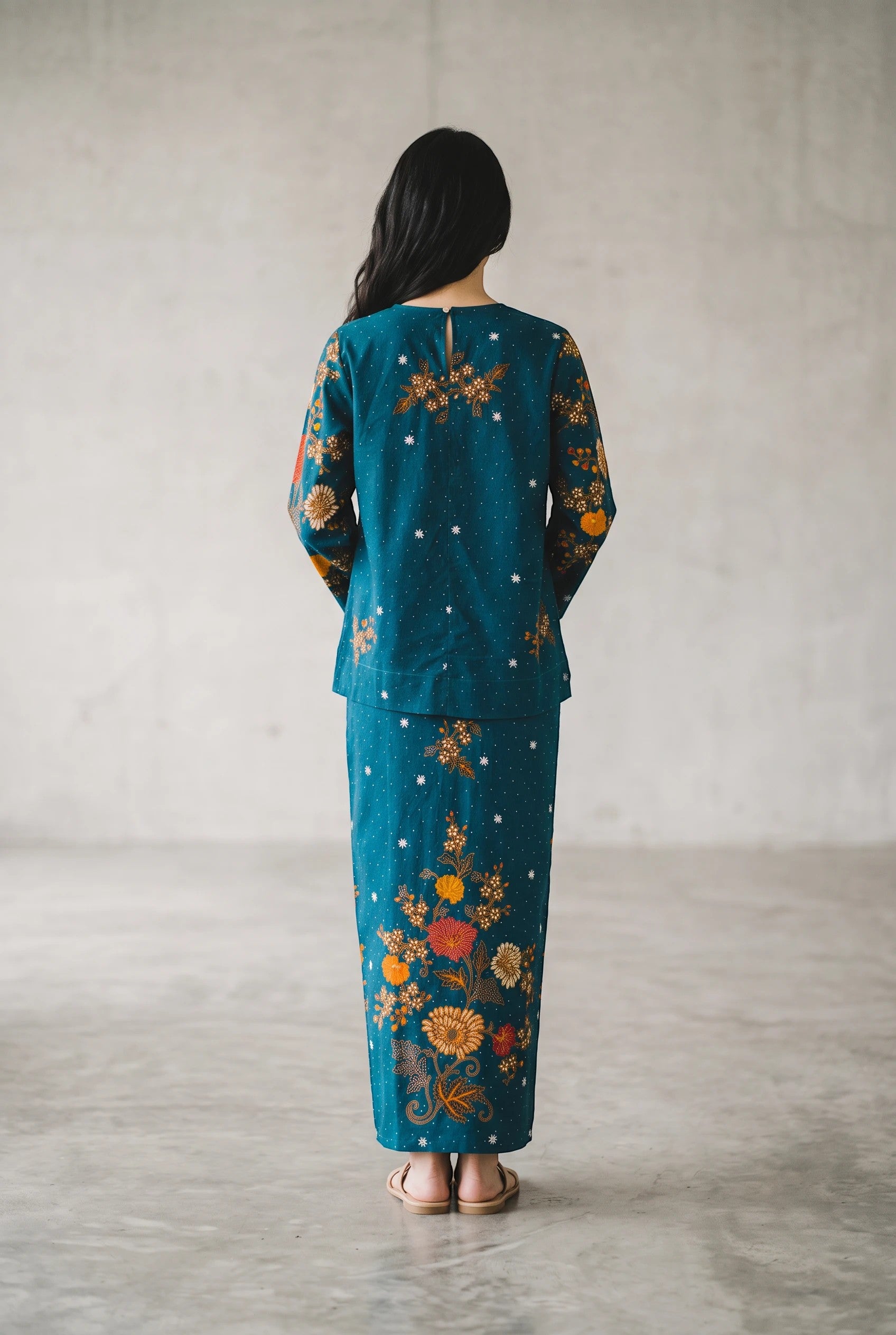 Nayra in Turquoise