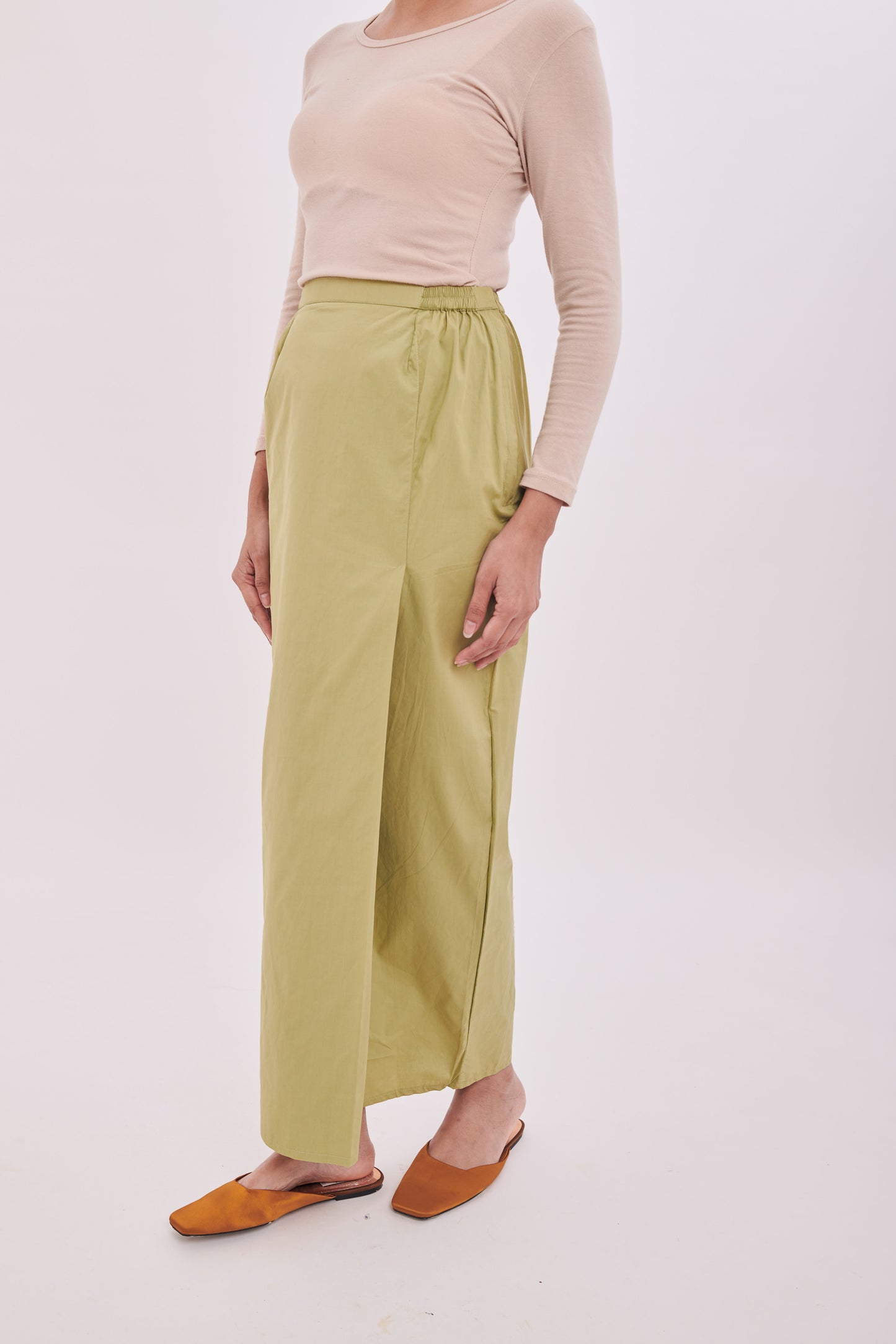 Nabilah Sarung in Light Green