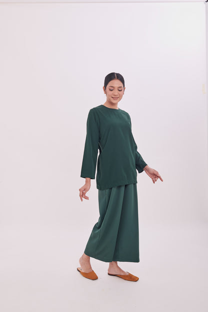 Edza Blouse in Green