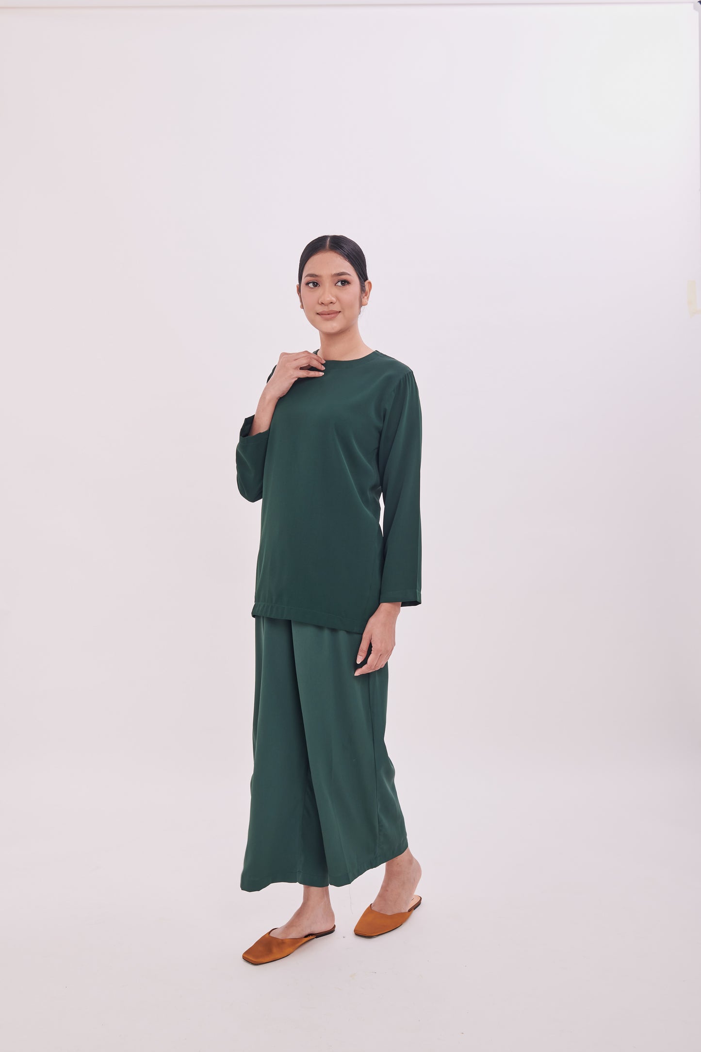 Edza Blouse in Green