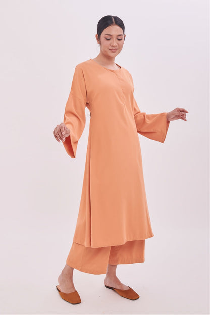 Edza Tunic Top in Peach