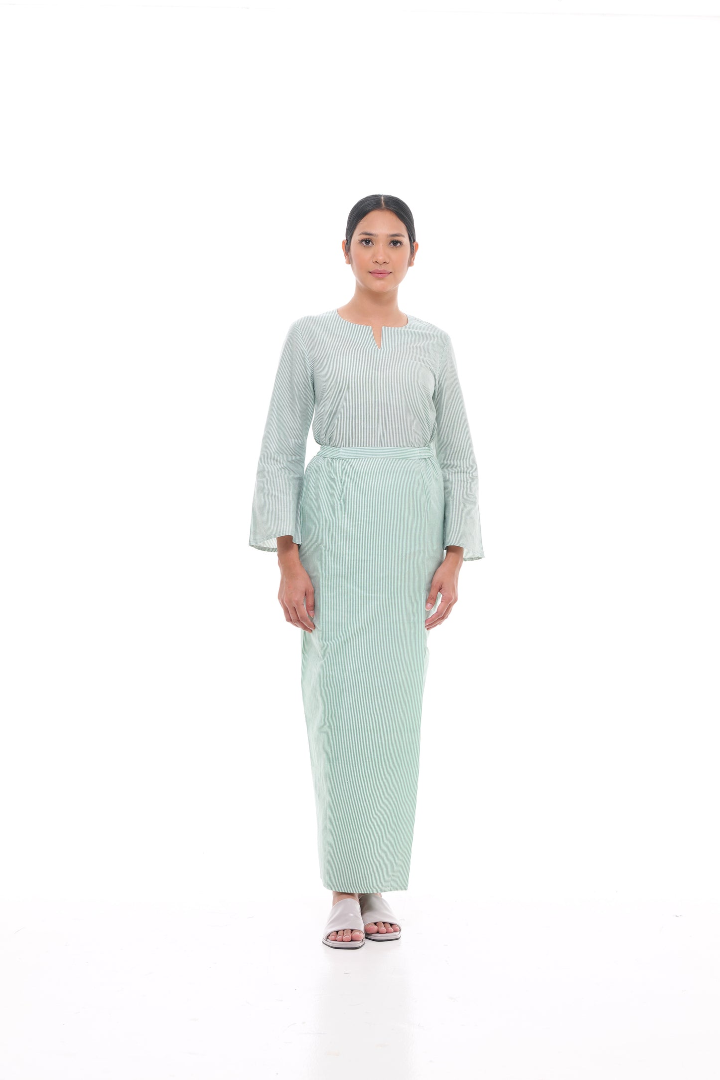 Janya Sarung in Green