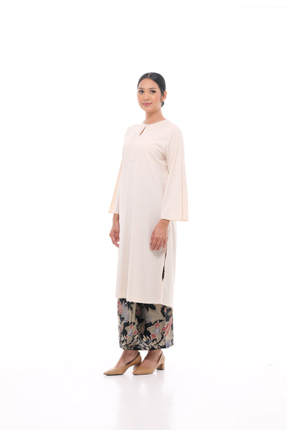 Junita Tunic in Champagne